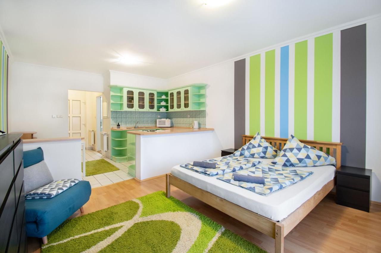 Hajdúszoboszló Lux Apartmanok מראה חיצוני תמונה