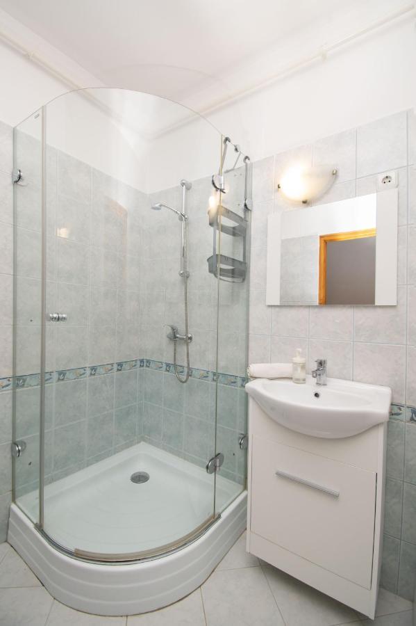 Hajdúszoboszló Lux Apartmanok מראה חיצוני תמונה